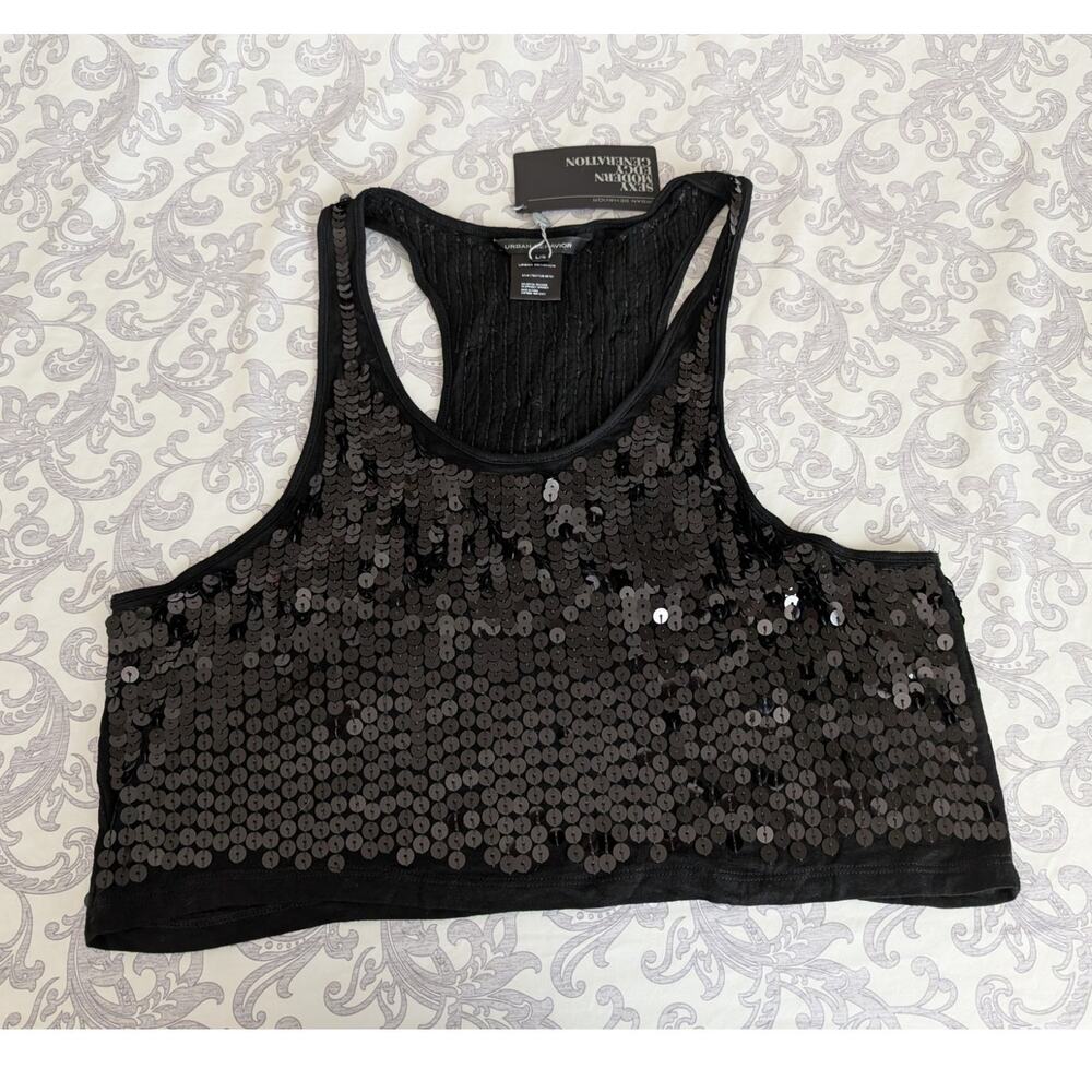 nwt urban behavior sequined crop top - lrg